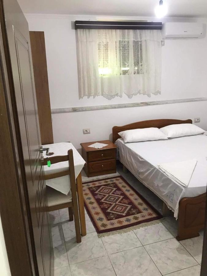 House 호텔 Gjirokastër 외부 사진